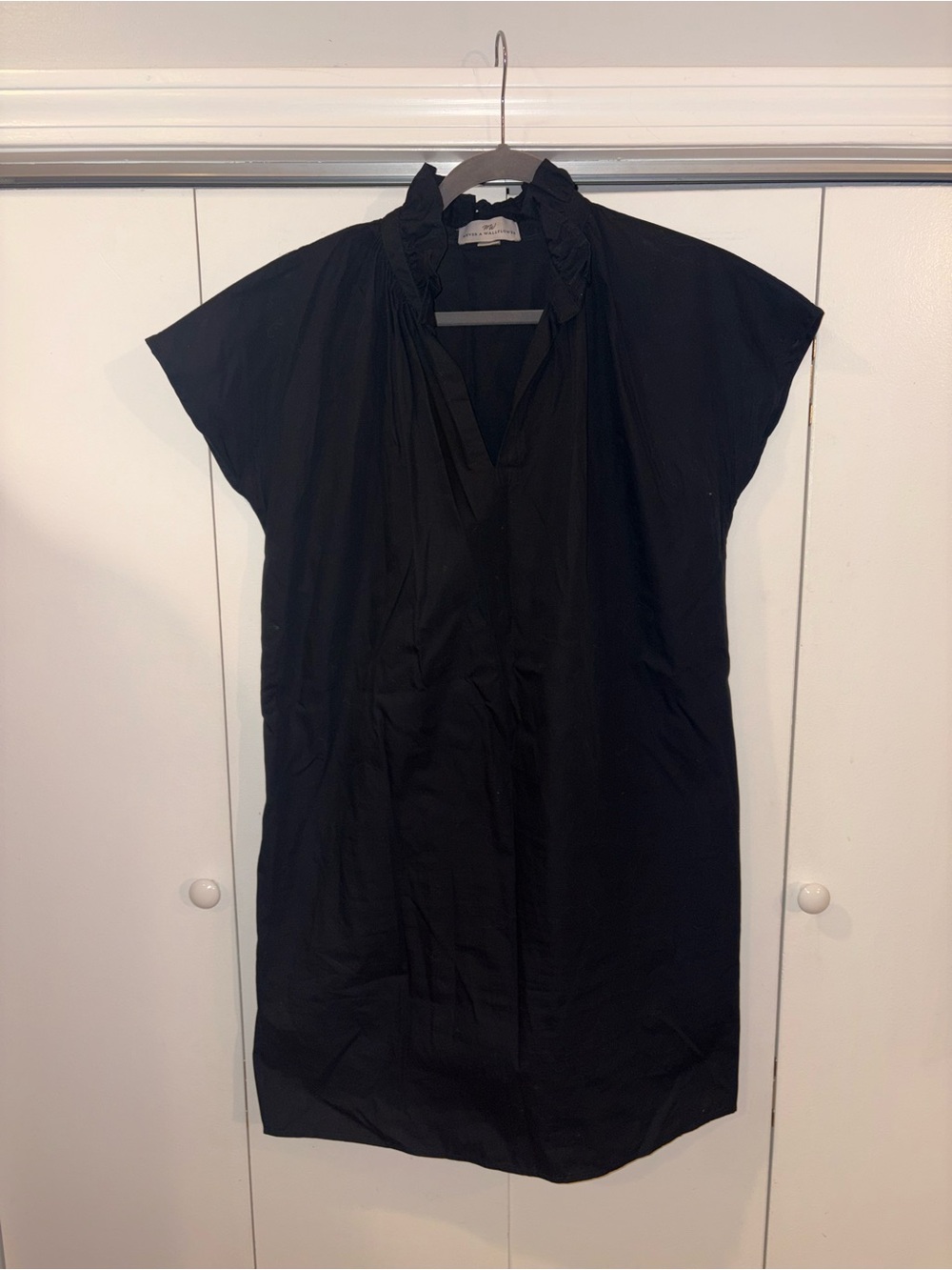 Never a Wallflower  Vicki Short Sleeve Dress Black Poplin